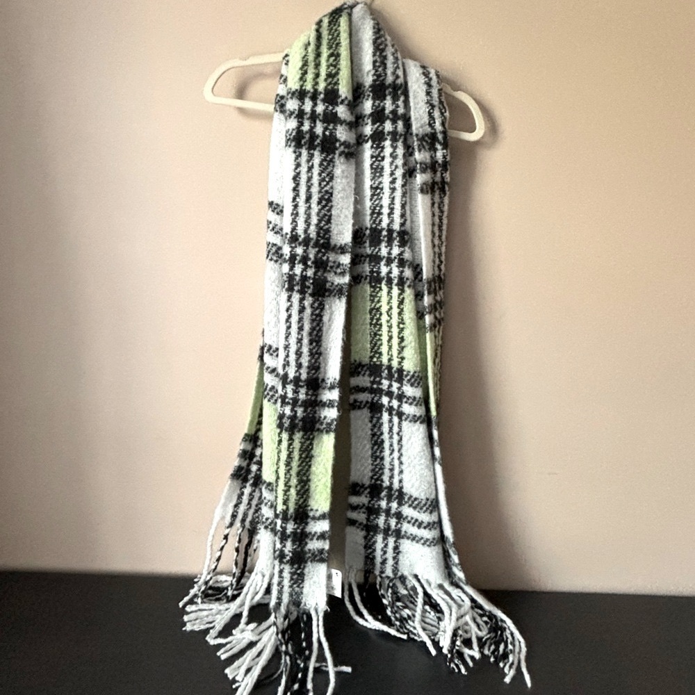 NWT Free People Homecoming Plaid Blanket Scarf - Picture 2 of 7
